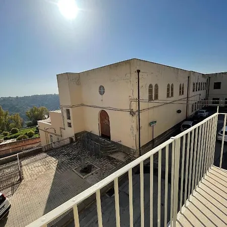 Casa Crispi Gasthuis Noto