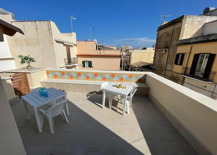 Casa Crispi 3*